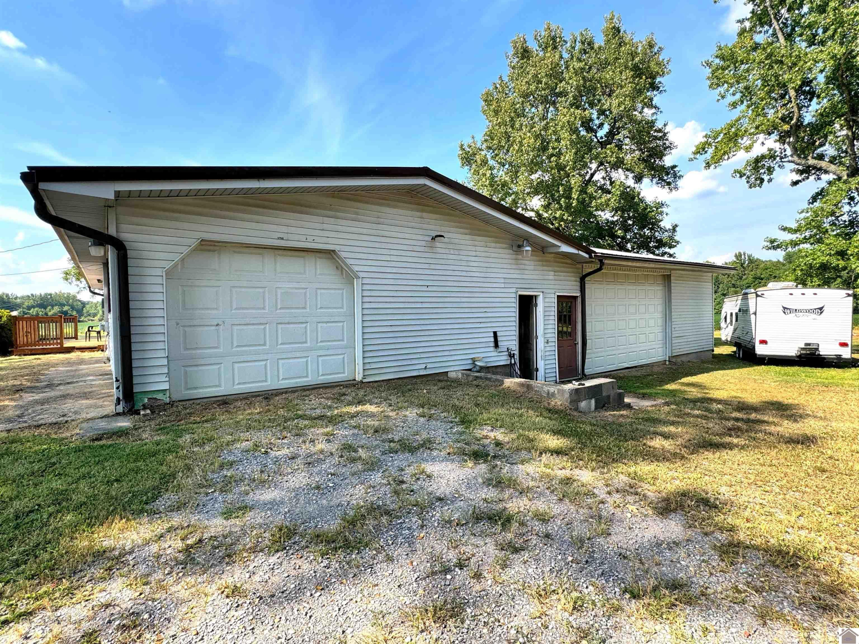 1752 State Route 121