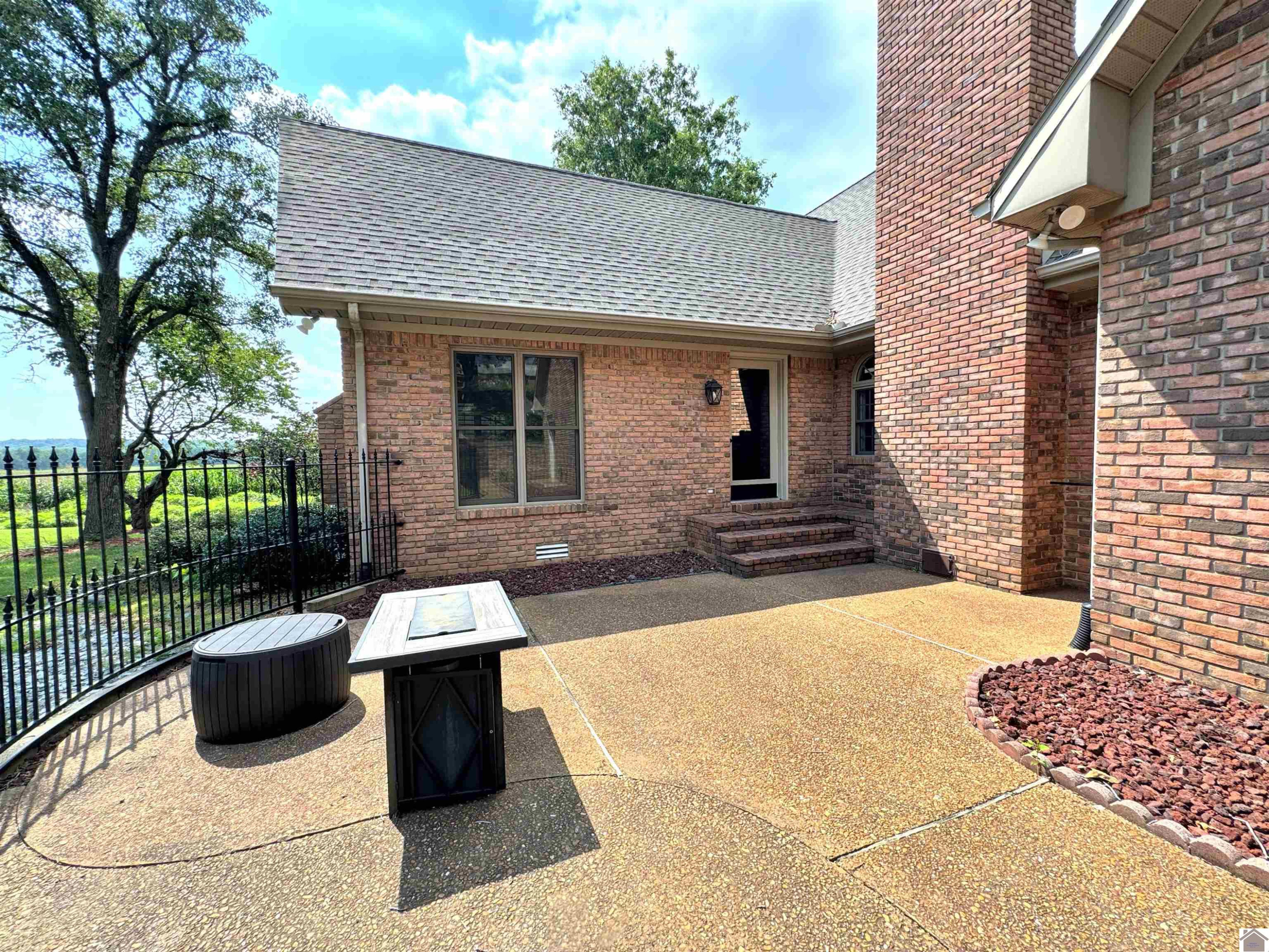 46 Streetland Drive