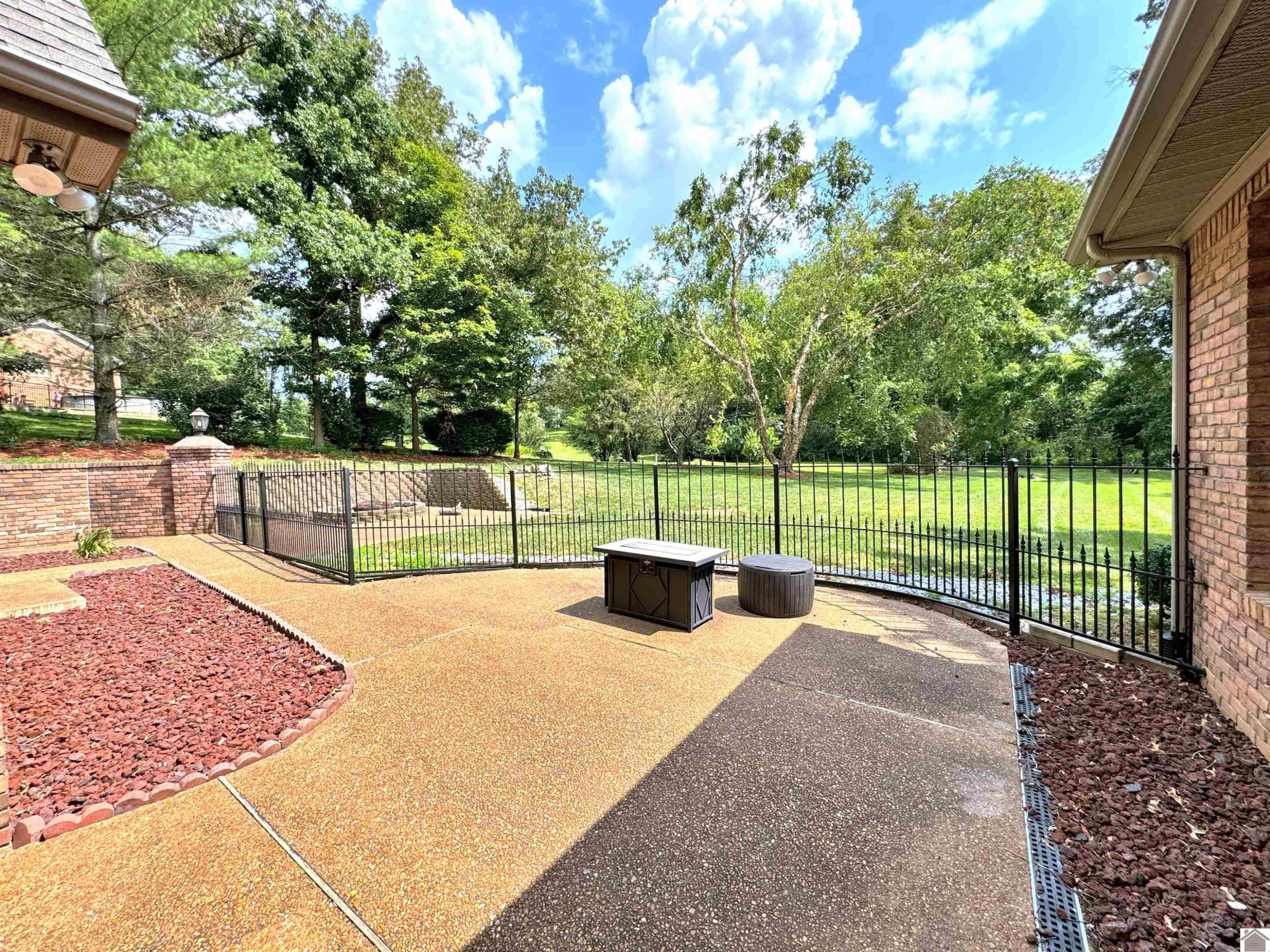 46 Streetland Drive