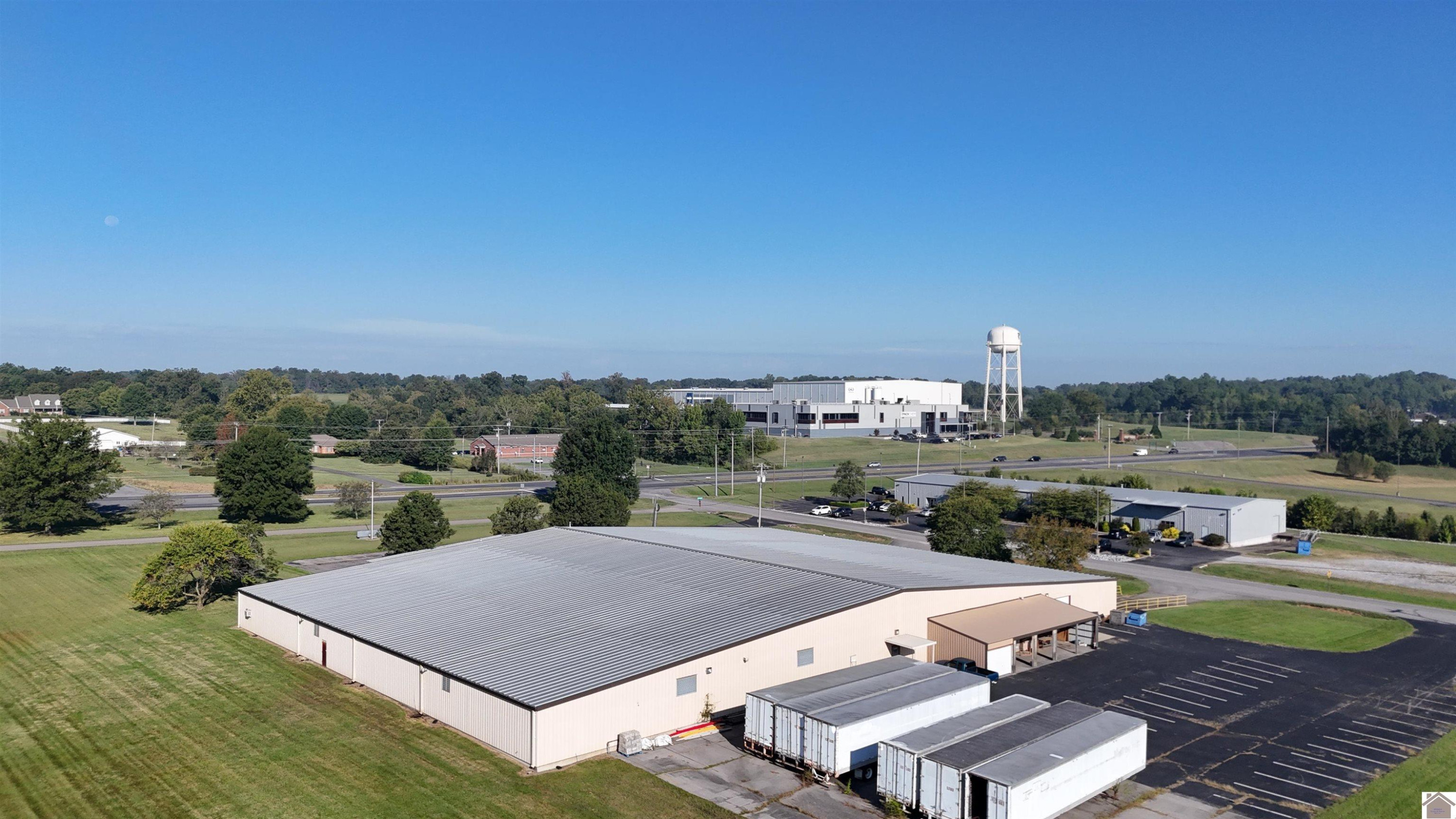 3332 US HWY 641