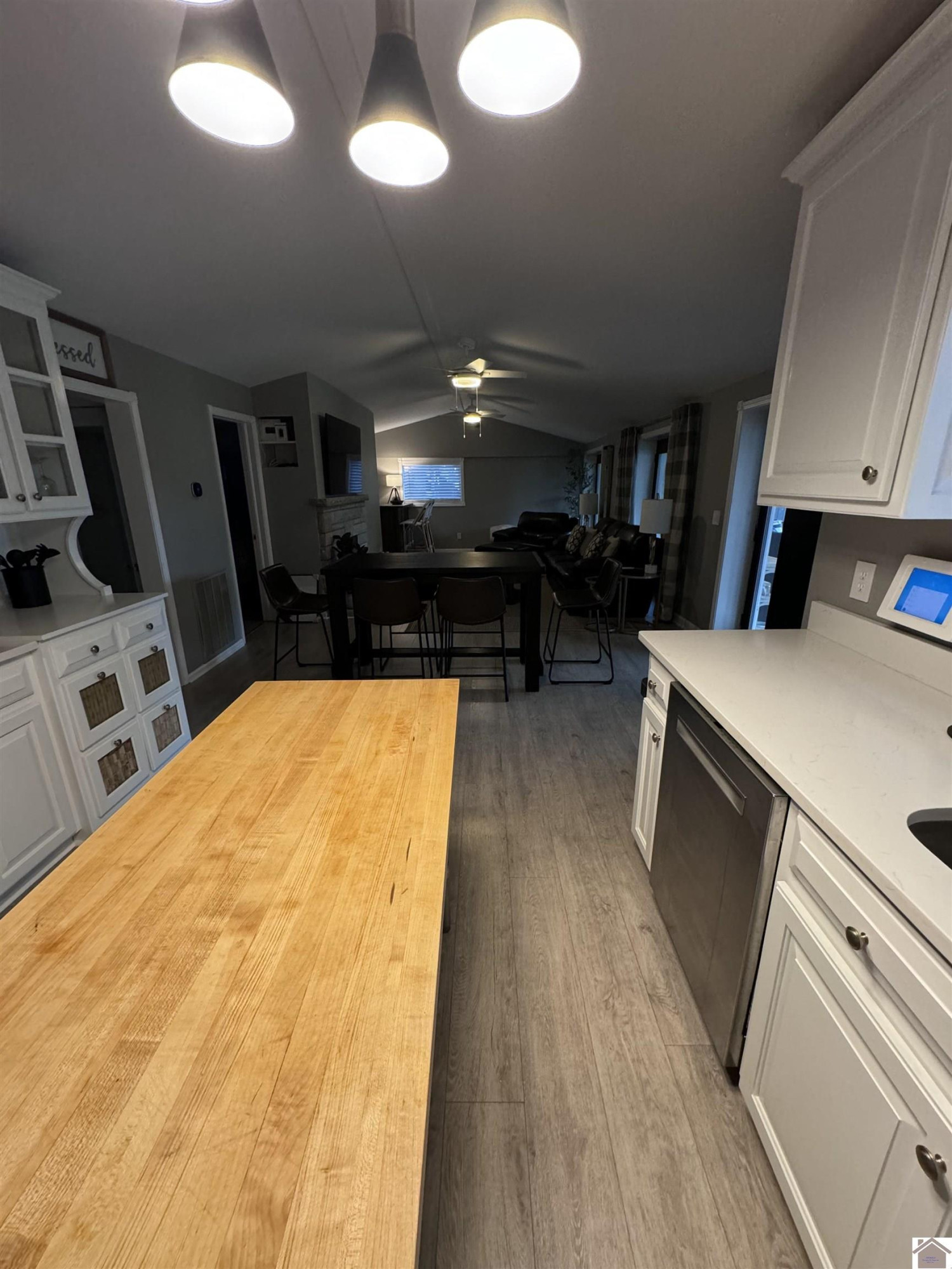 33 Duplex Lane