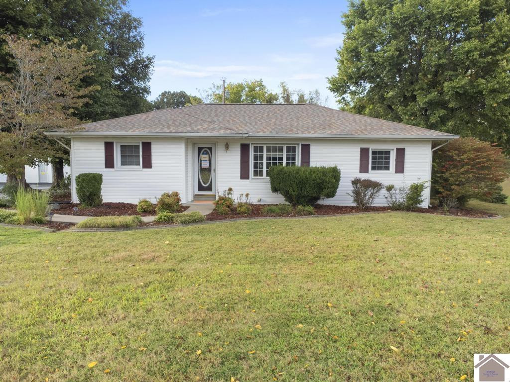 916 Darnell Road