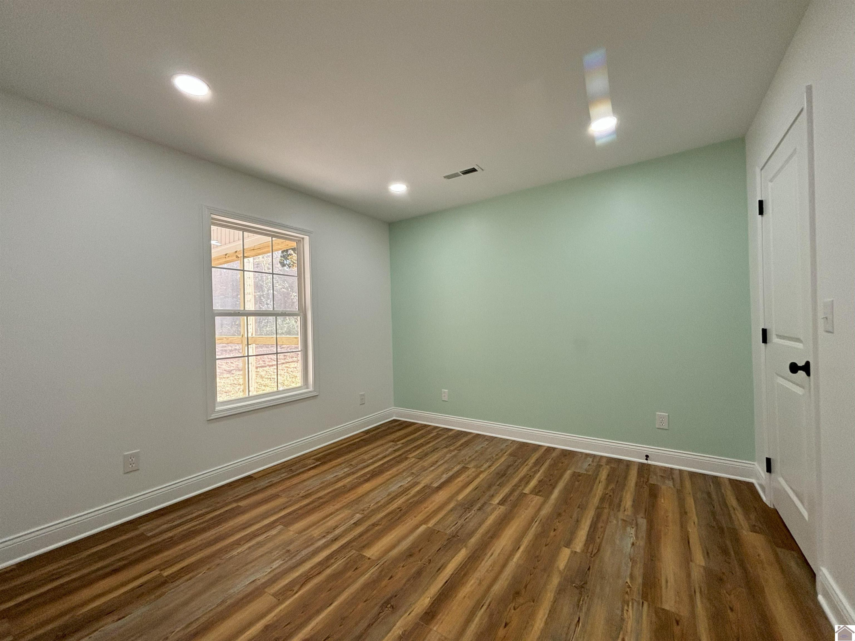 275 Clover
