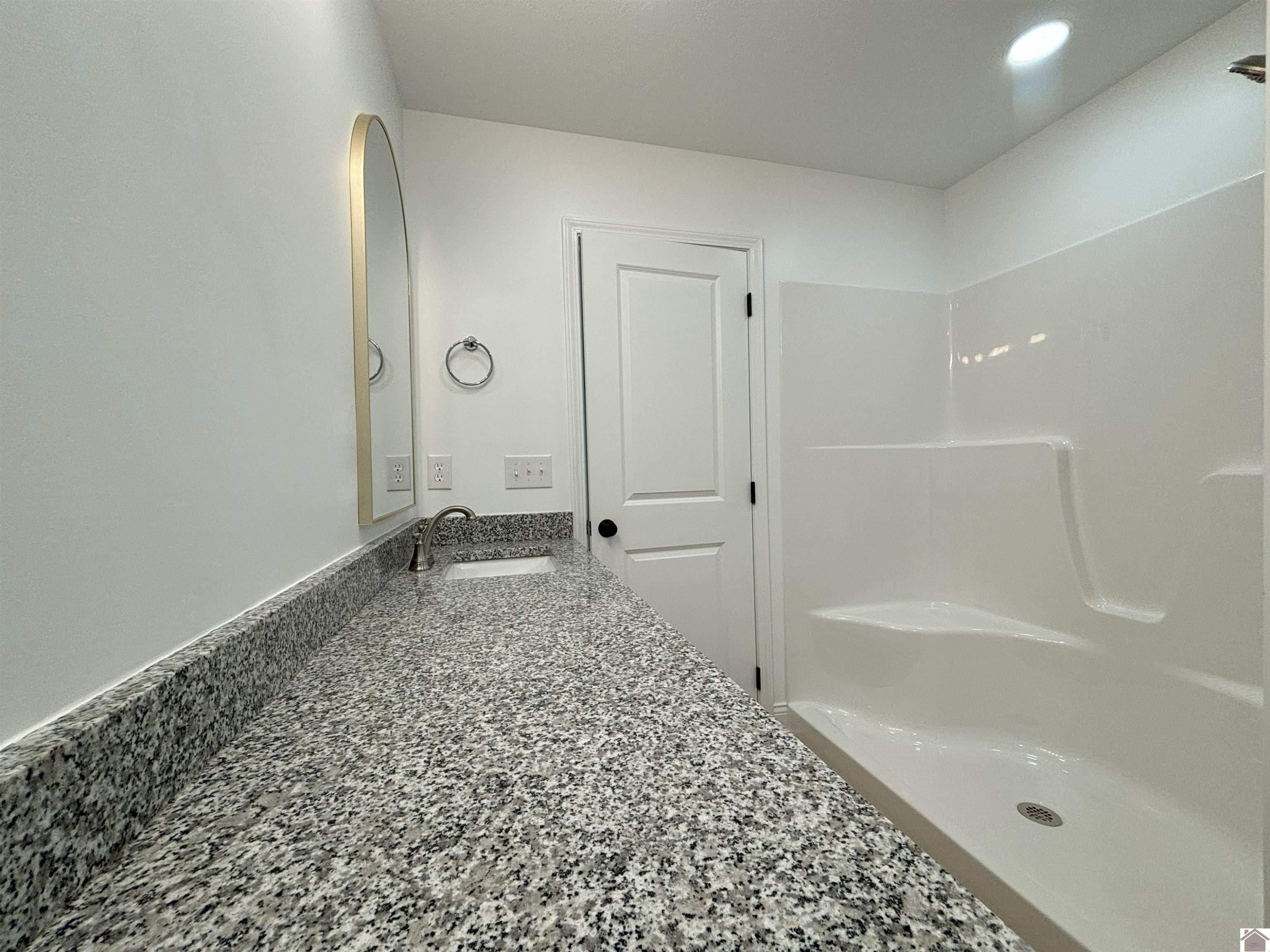 275 Clover