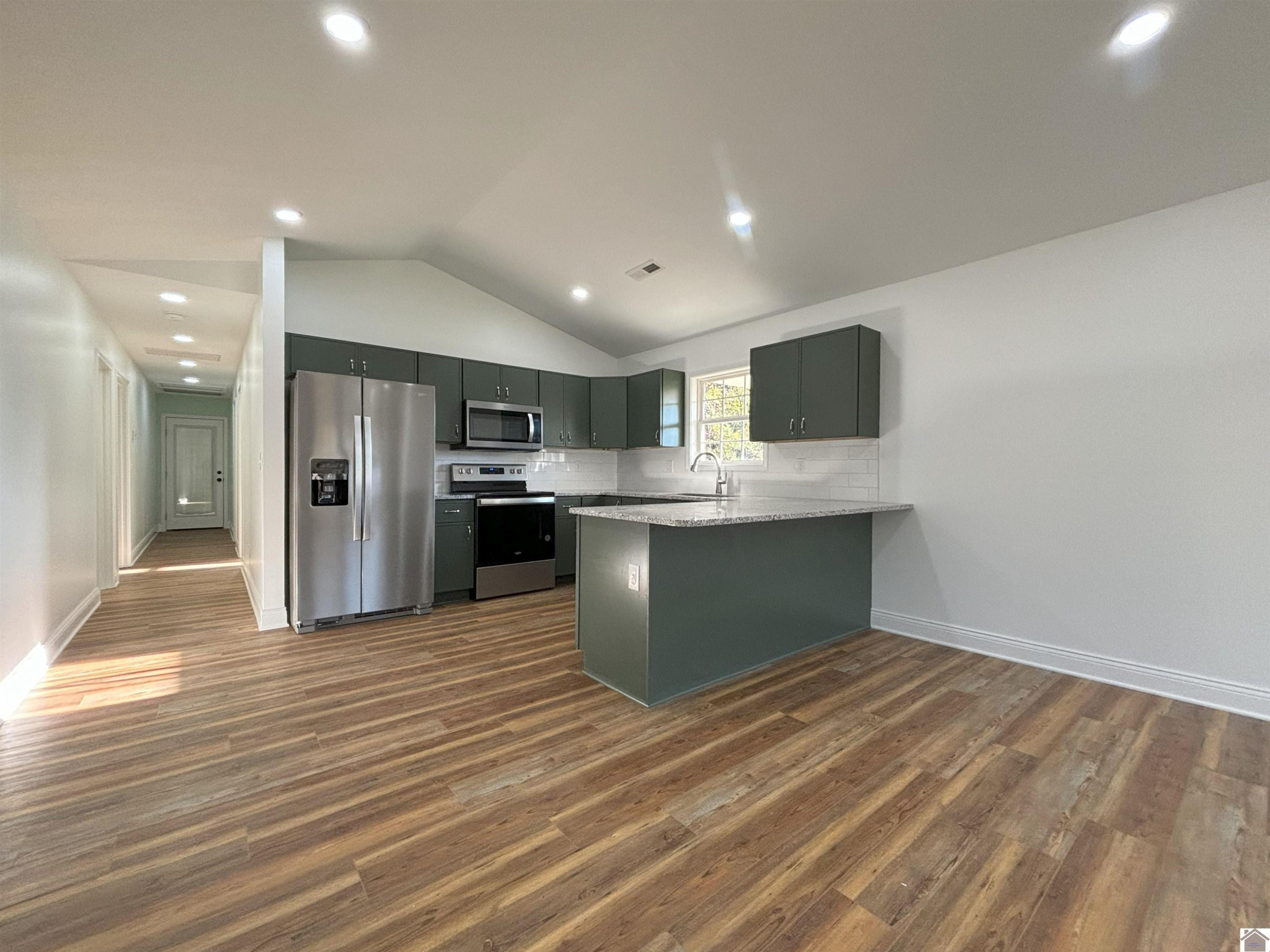 275 Clover