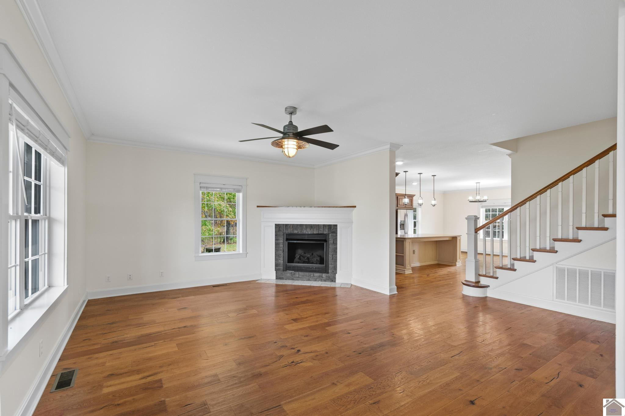 169 Rockwood