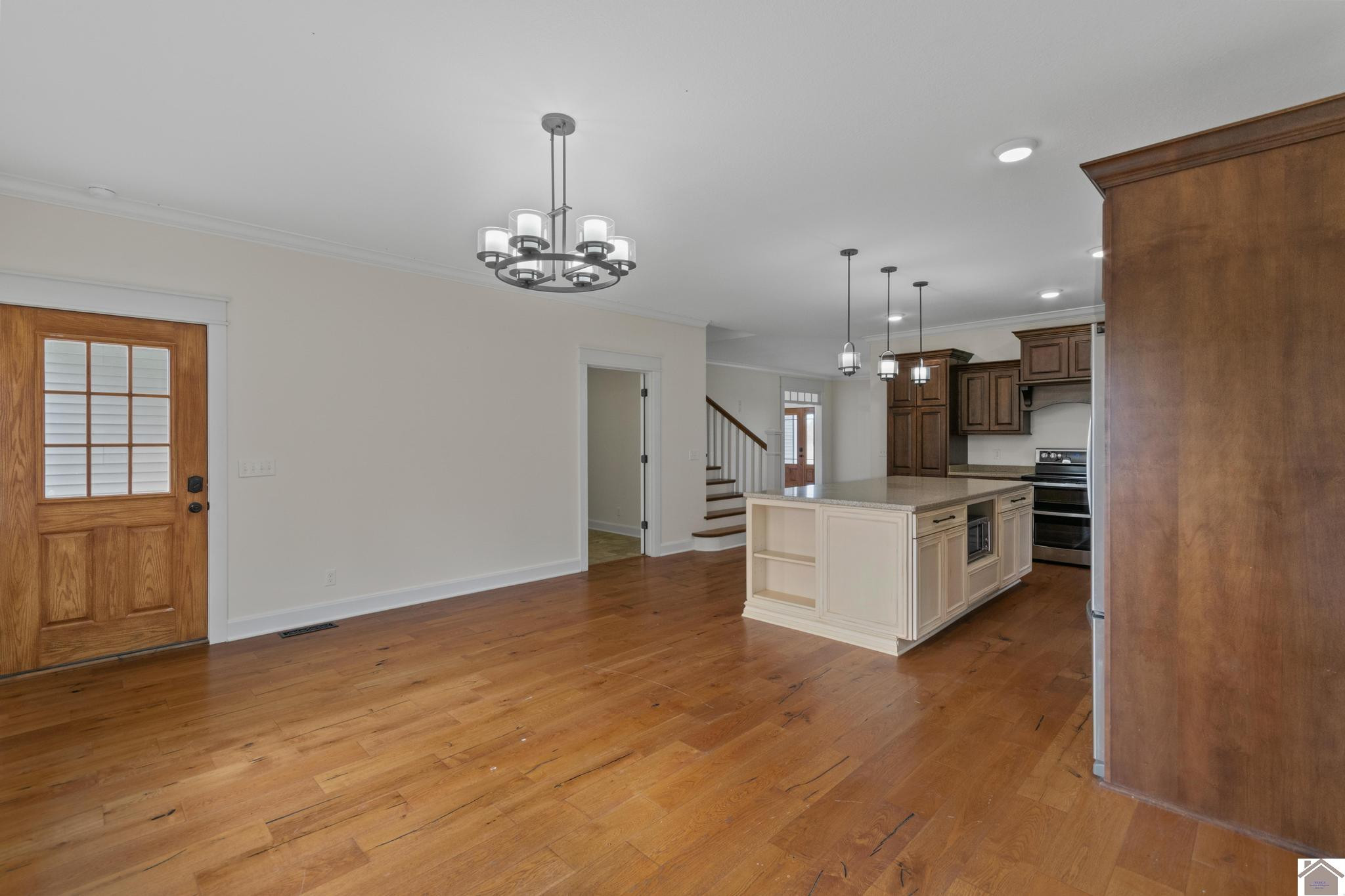169 Rockwood