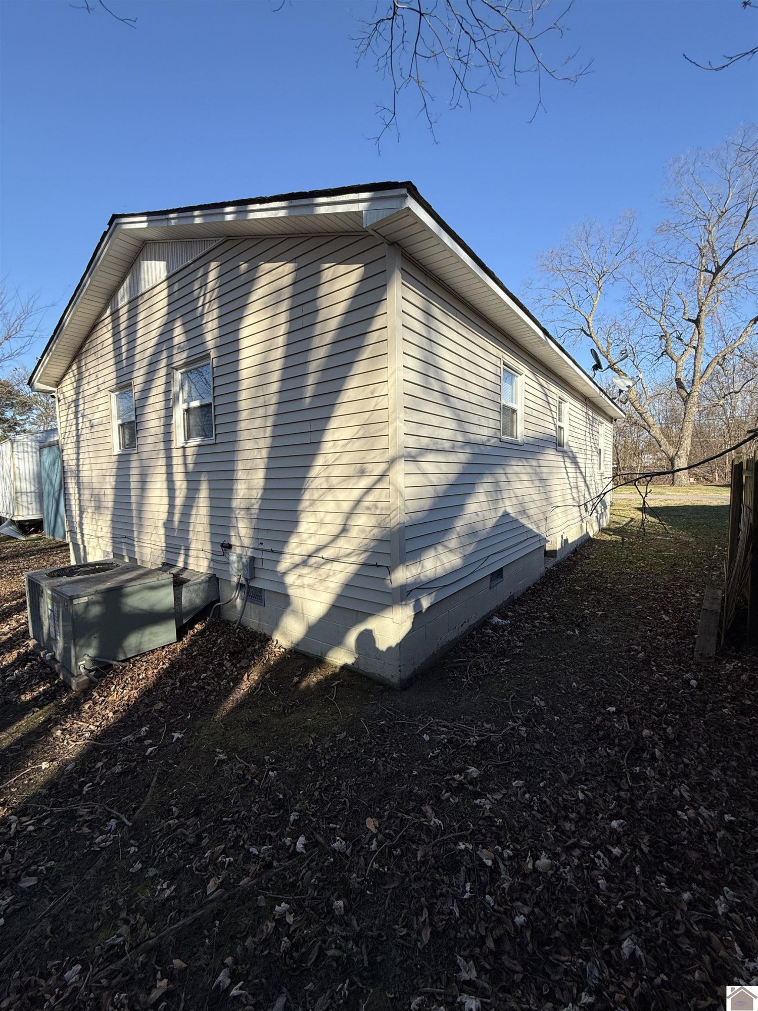 521 N Blair