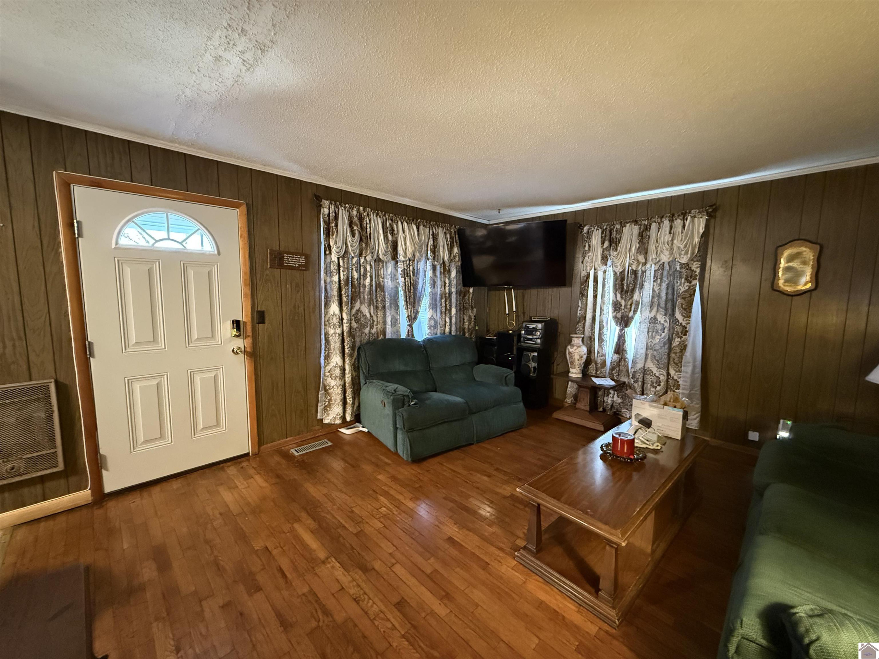 521 N Blair