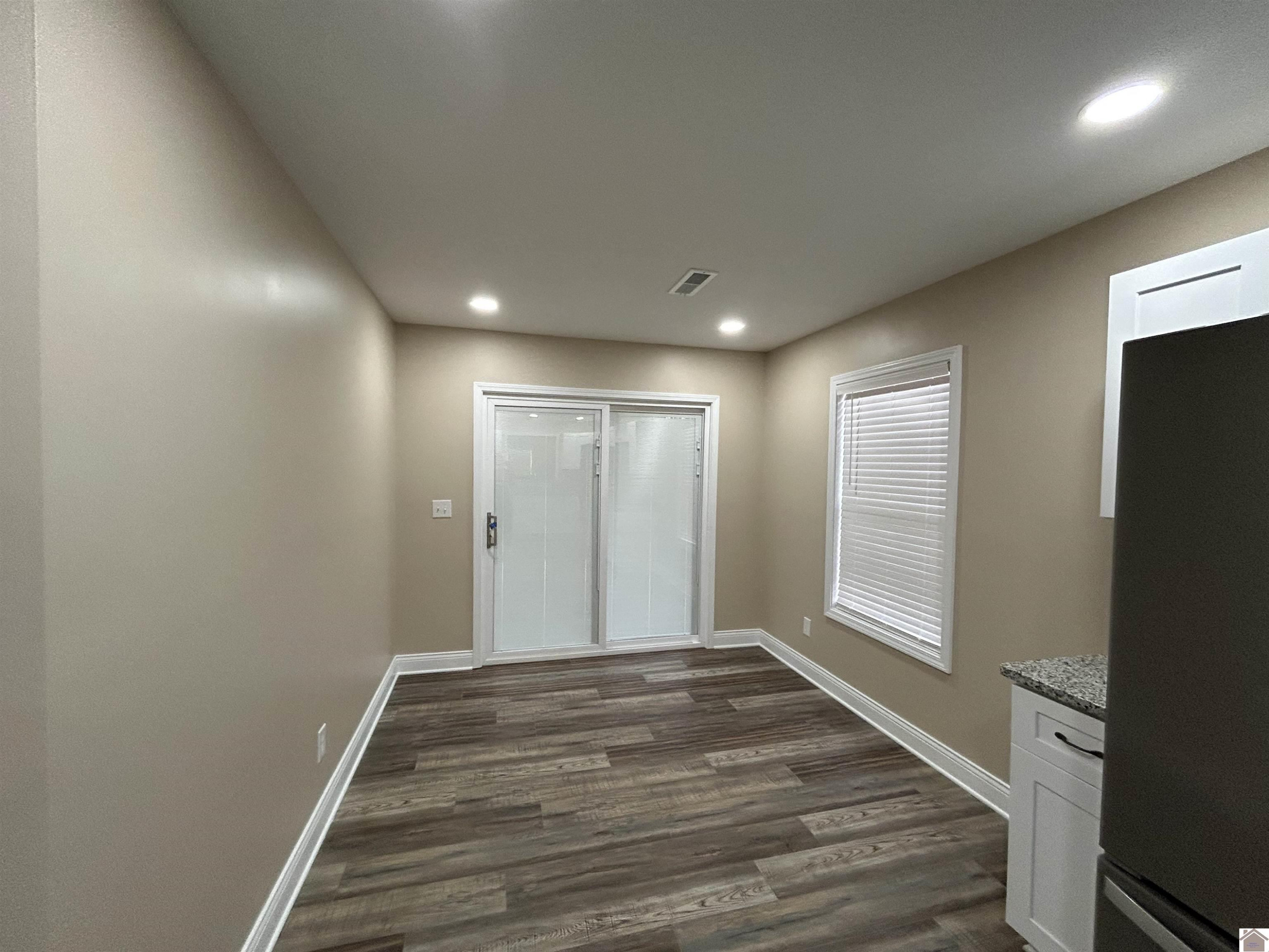 255 Clover
