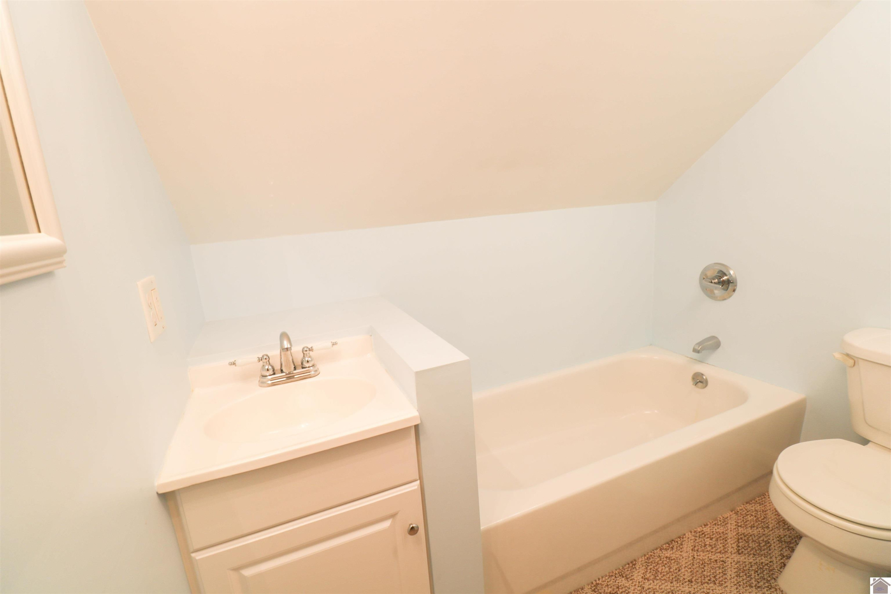 2567 Clay Street