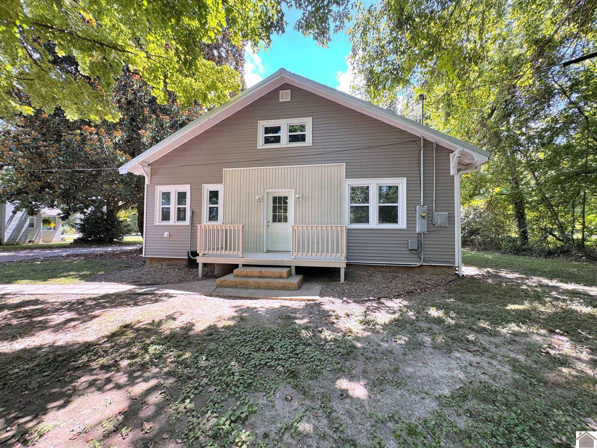 1536 Almo Road