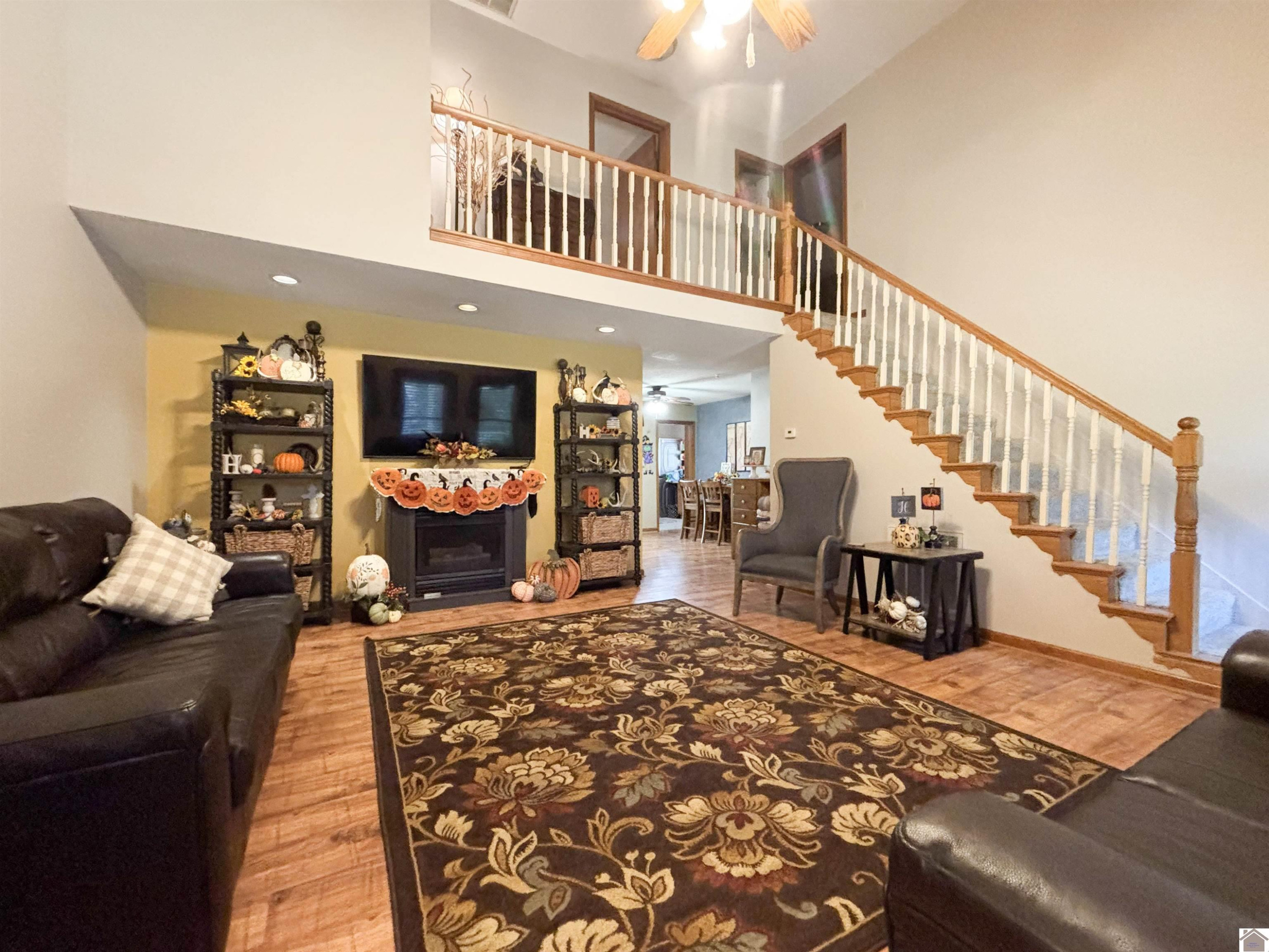 925 Wayside Drive