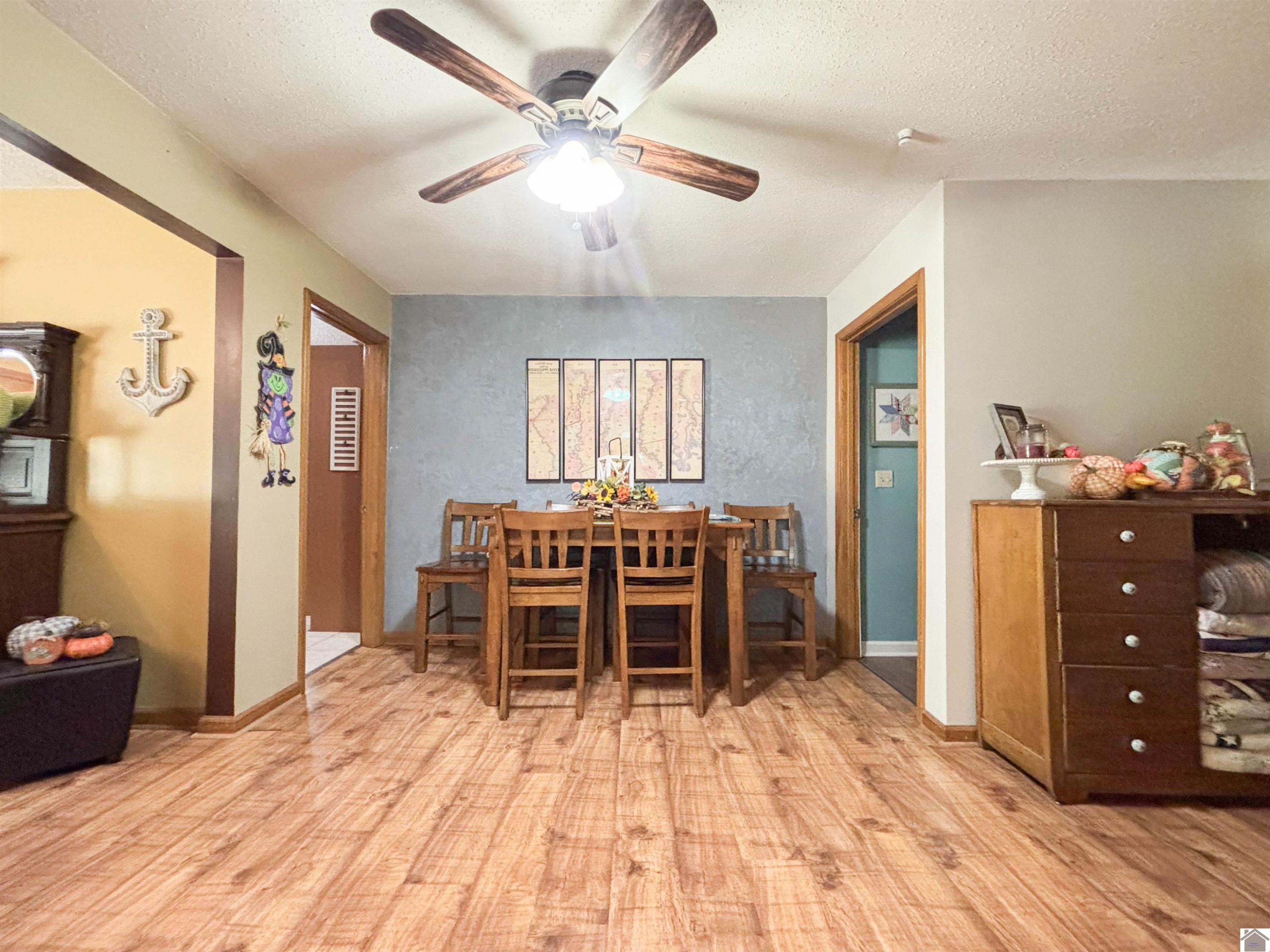 925 Wayside Drive