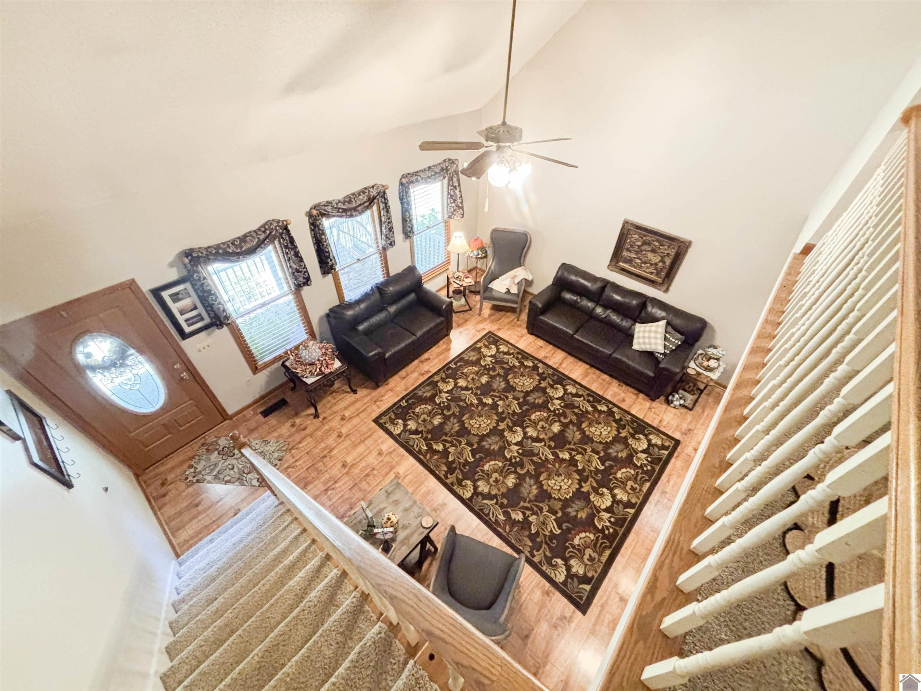 925 Wayside Drive