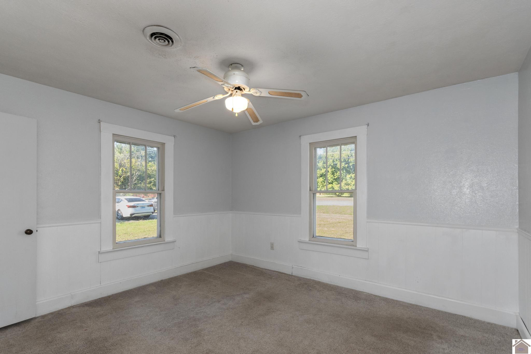 6633 Benton Road