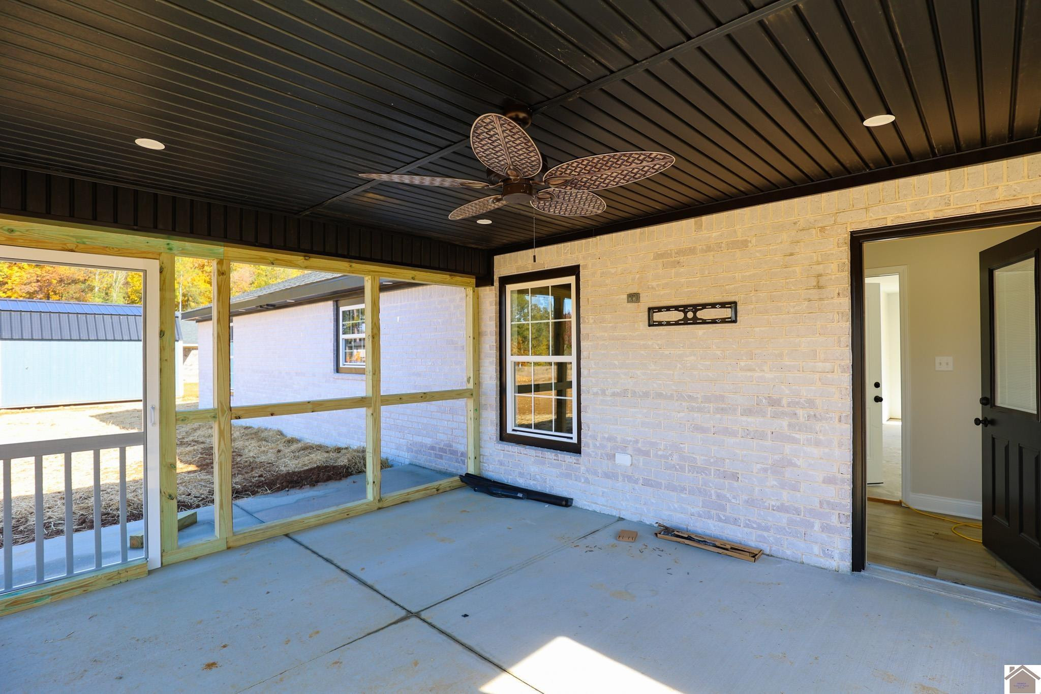121 Churchill Terrace