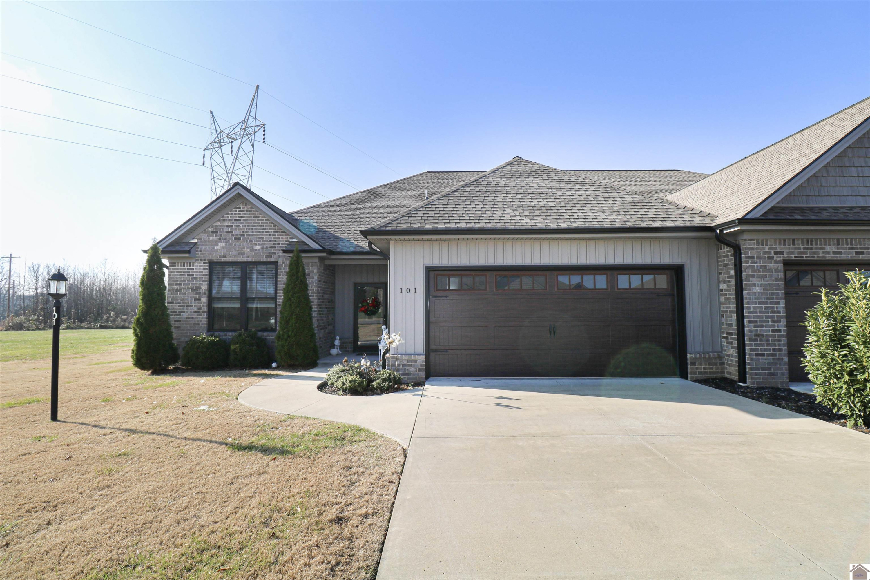 101 Twinson Court