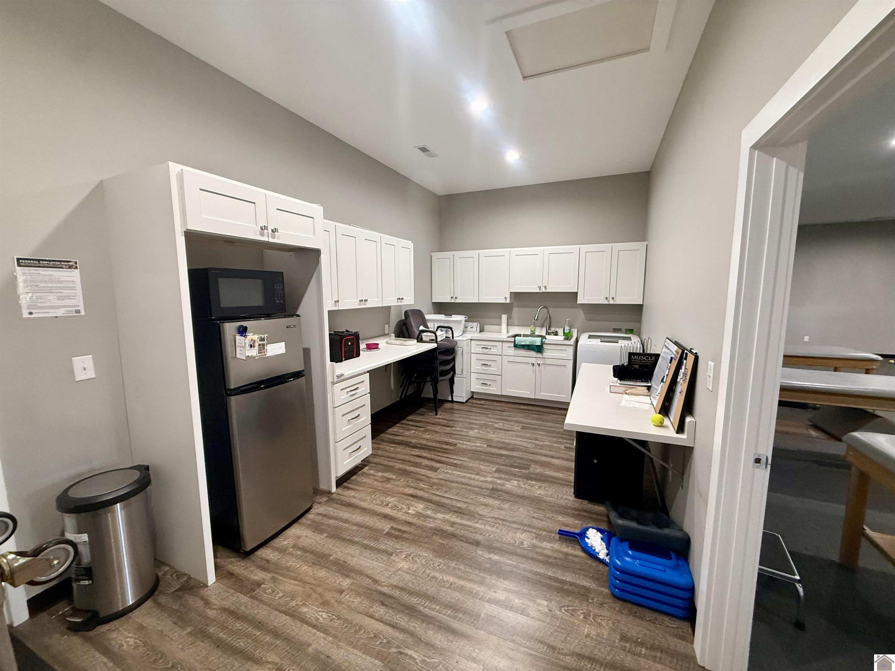 2190 New Holt Road