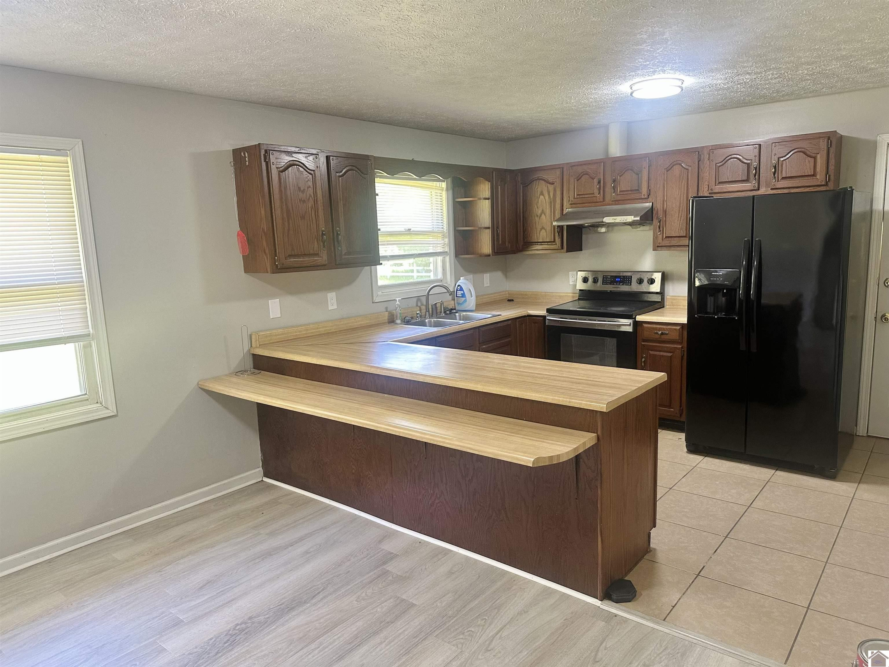 3155 Cairo Road