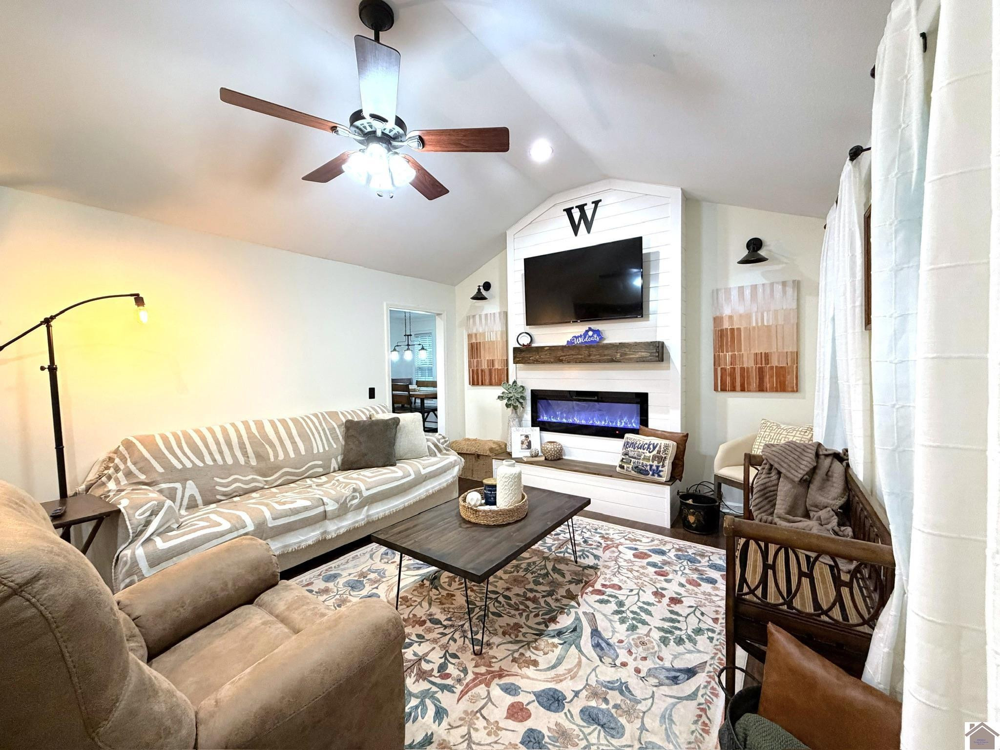 2100 Carol Drive