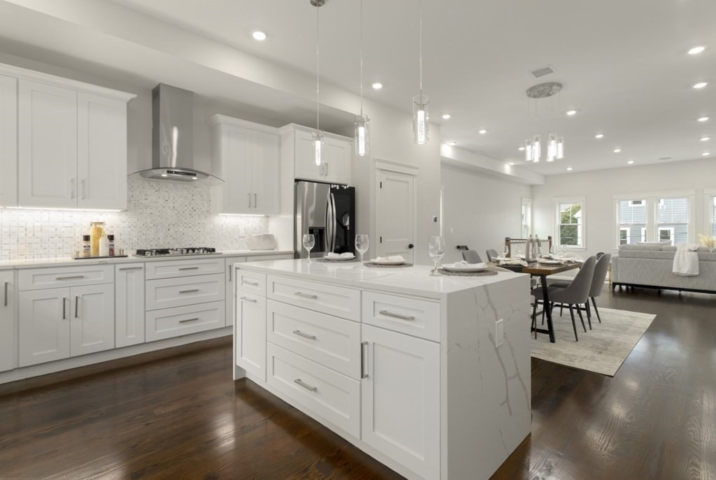 18 Woodbine St # 2