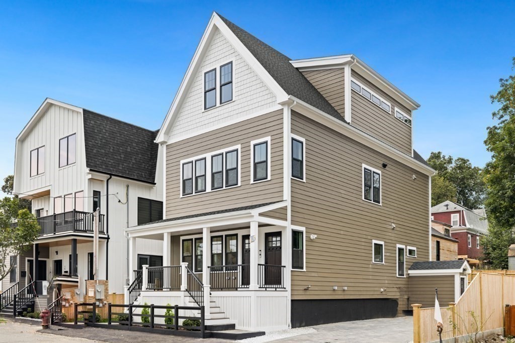 18 Woodbine St # 2