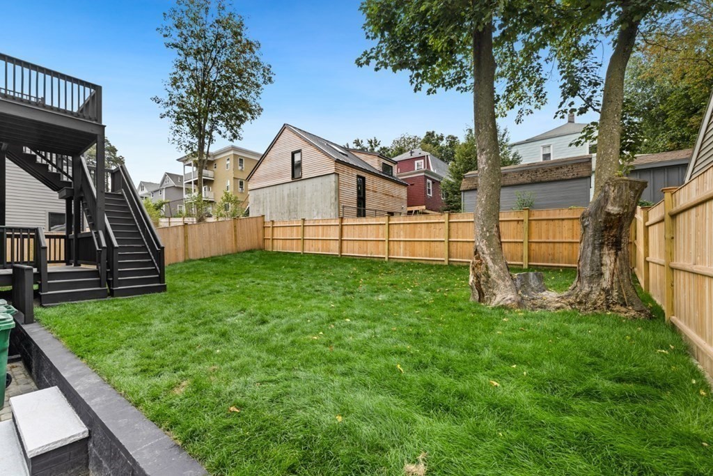 18 Woodbine St # 2