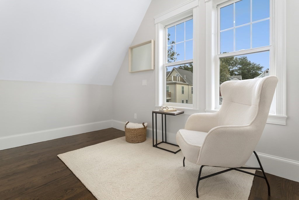18 Woodbine St # 2