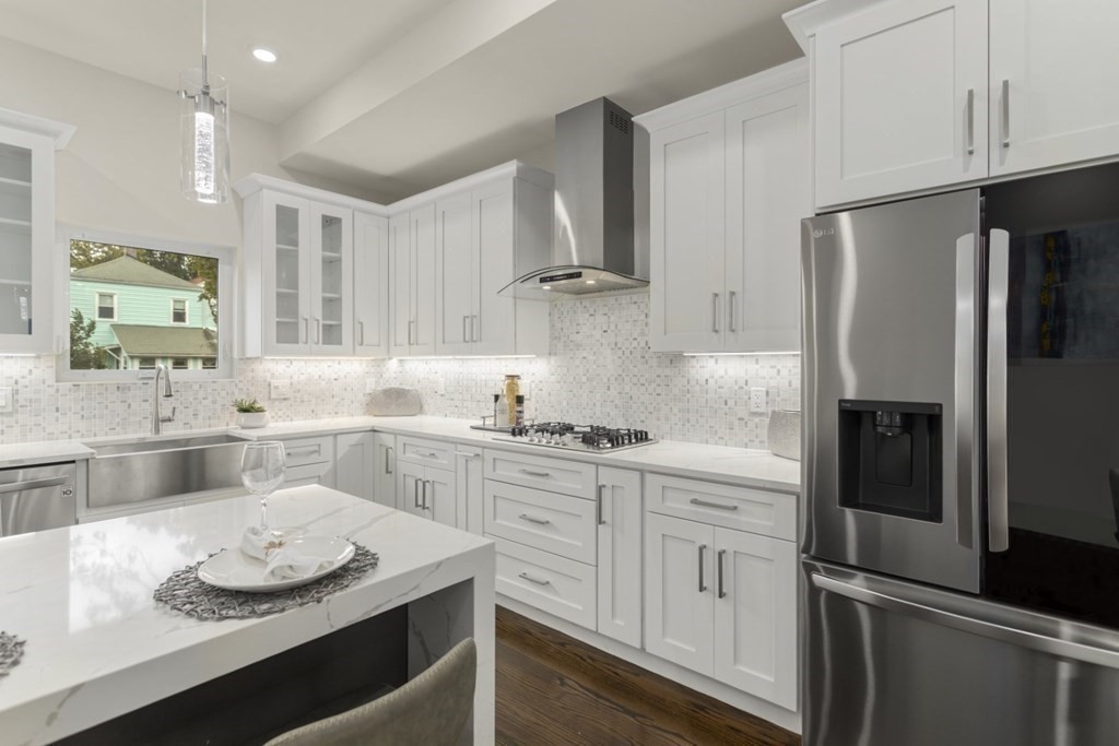 18 Woodbine St # 2