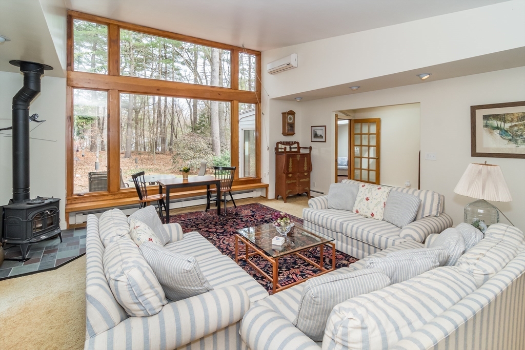 77 Parker Rd