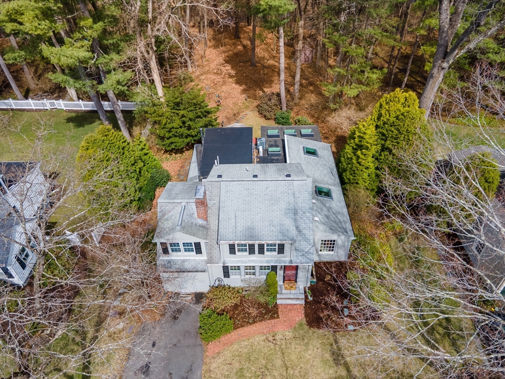 77 Parker Rd
