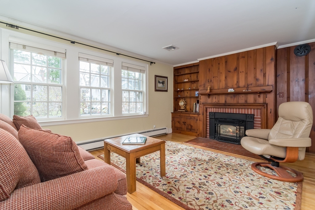 77 Parker Rd