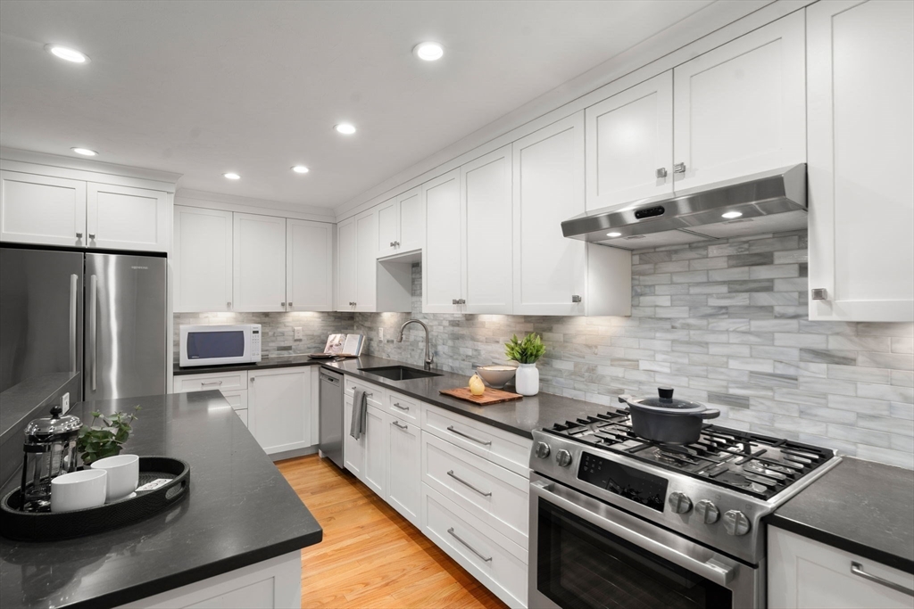 44 Fresh Pond Place # 44