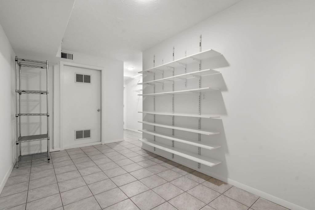 44 Fresh Pond Place # 44