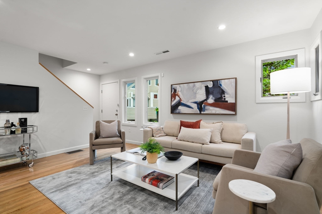 44 Fresh Pond Place # 44