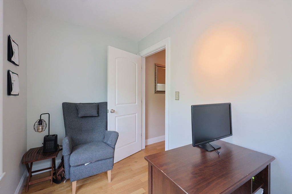 41 Webber St # 2