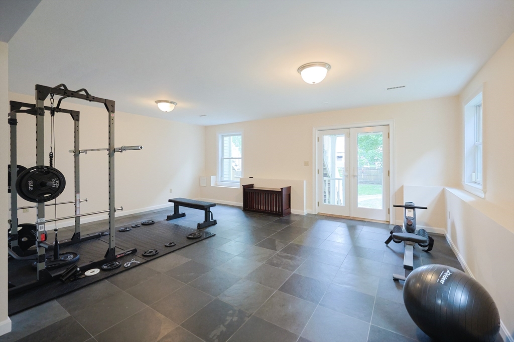 41 Webber St # 2