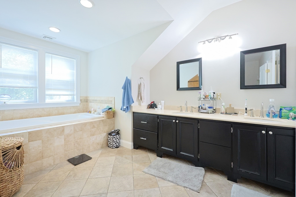 41 Webber St # 2