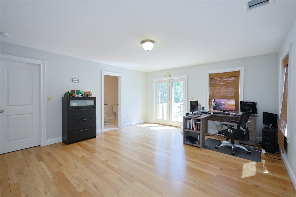 41 Webber St # 2