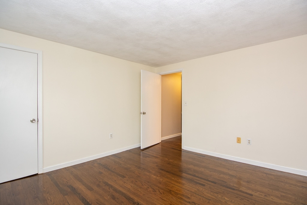 14 Holm Ct # 2