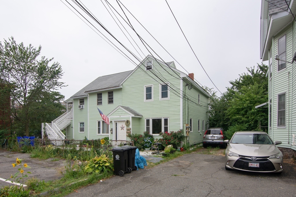 14 Holm Ct # 2