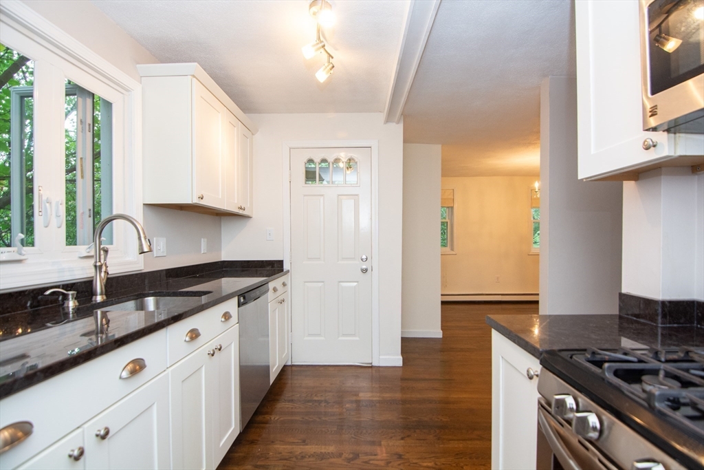 14 Holm Ct # 2