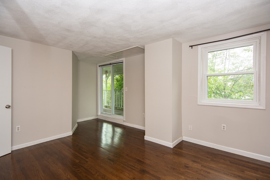 14 Holm Ct # 2