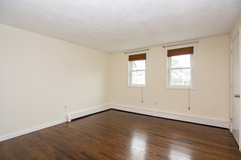 14 Holm Ct # 2
