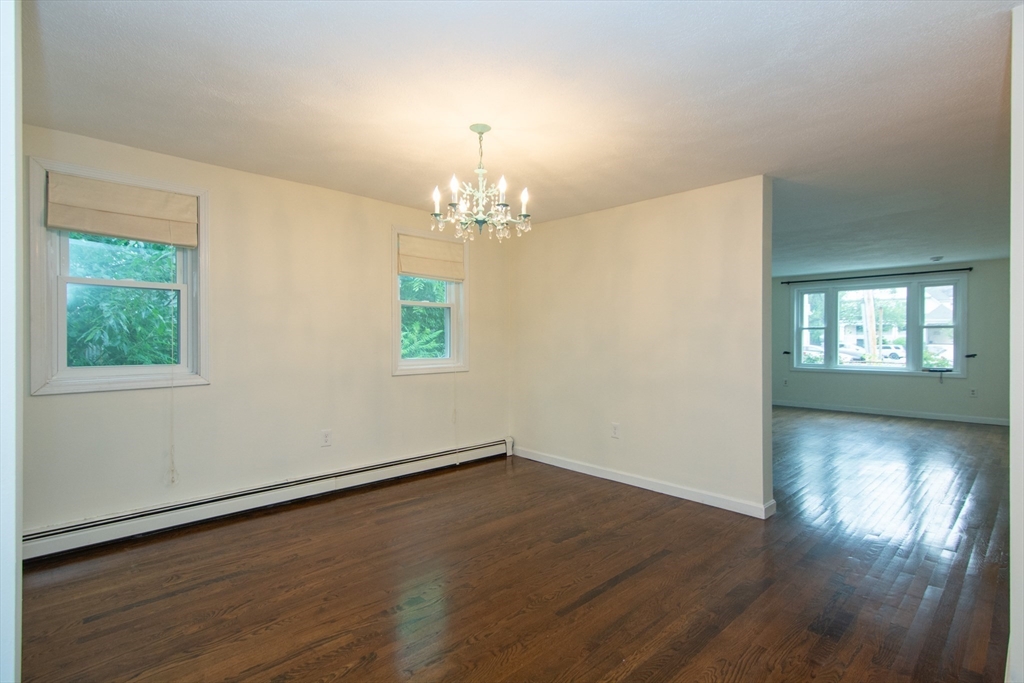 14 Holm Ct # 2