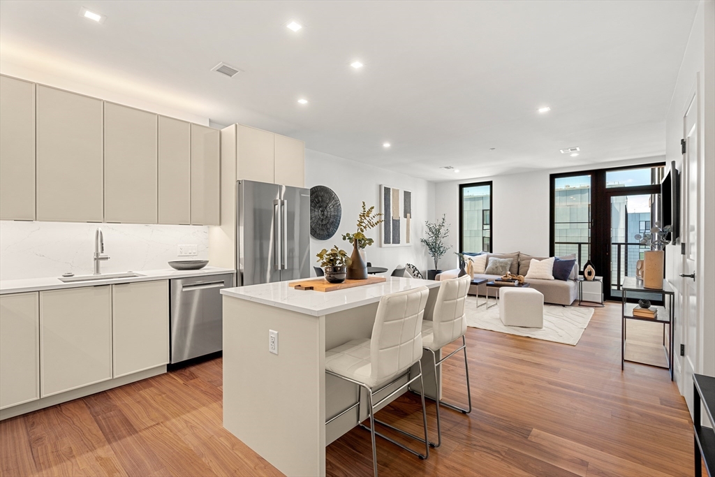 1515 Commonwealth Ave # 615