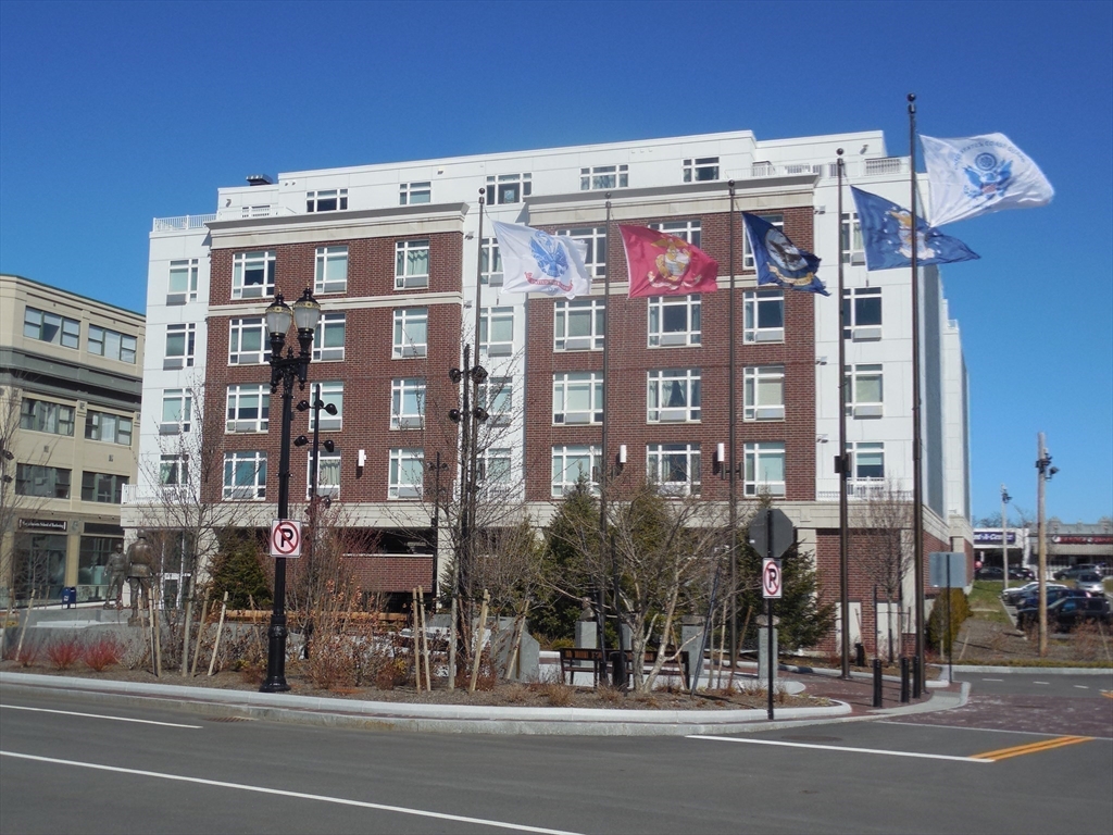 18 Cliveden St # 205