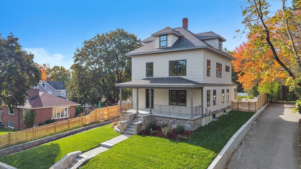 16 Oak Street