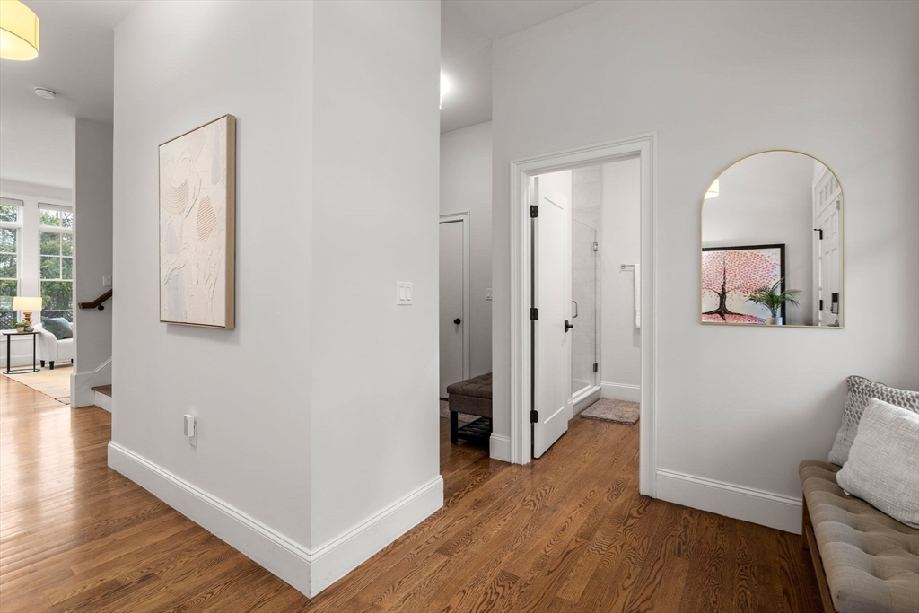 88 Crescent St # 2